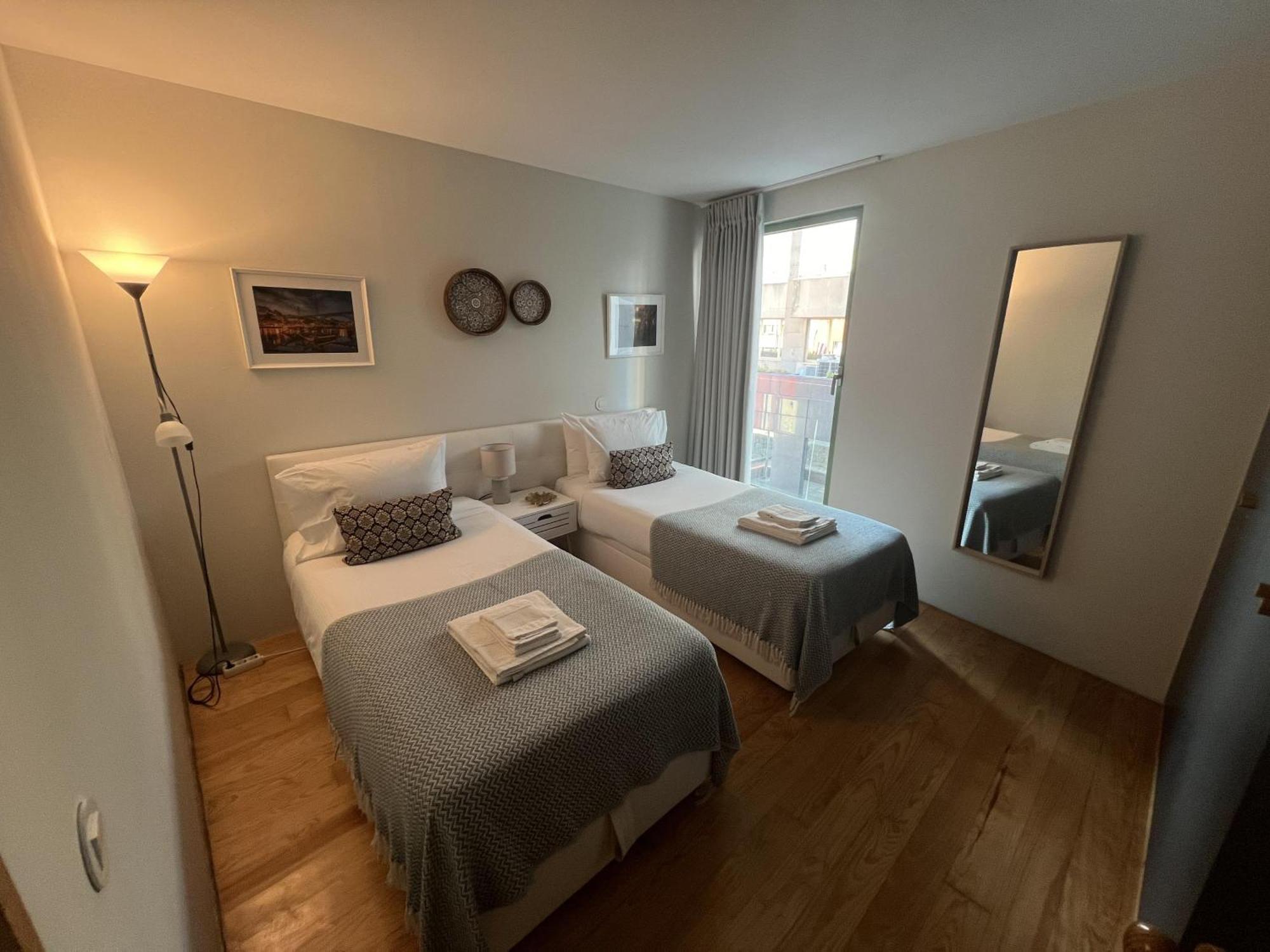 Cativo Flat - Lovely 2 Bedroom Duplex In Πόρτο Εξωτερικό φωτογραφία
